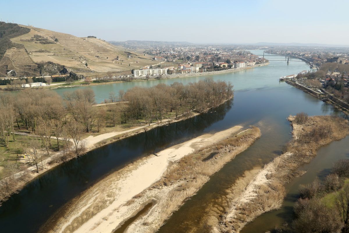 Confluence Doux-Rhône